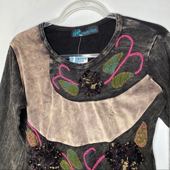 Leopards & Roses Multi Texture handcrafted - Picture 4 of 7